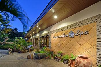 Lanta Sand Resort & Spa