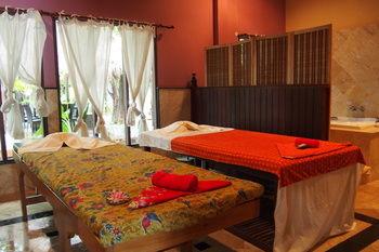 Lanta Sand Resort & Spa
