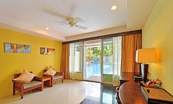 Lanta Sand Resort & Spa