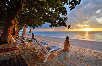 Lanta Sand Resort & Spa
