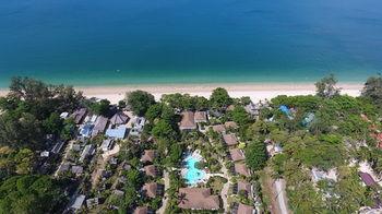 Lanta Sand Resort & Spa