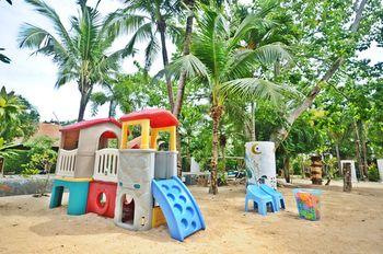 Lanta Sand Resort & Spa