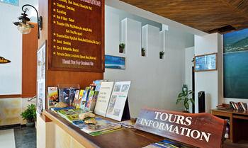 Lanta Sand Resort & Spa