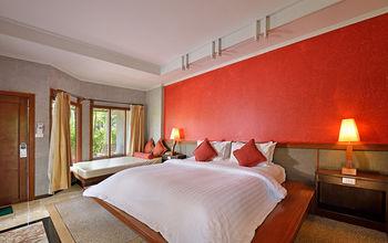Lanta Sand Resort & Spa