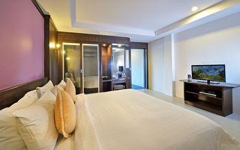 Lanta Sand Resort & Spa