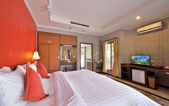 Lanta Sand Resort & Spa