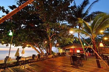 Lanta Sand Resort & Spa