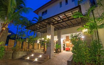 Lanta Sand Resort & Spa
