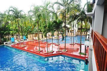 Lanta Sand Resort & Spa
