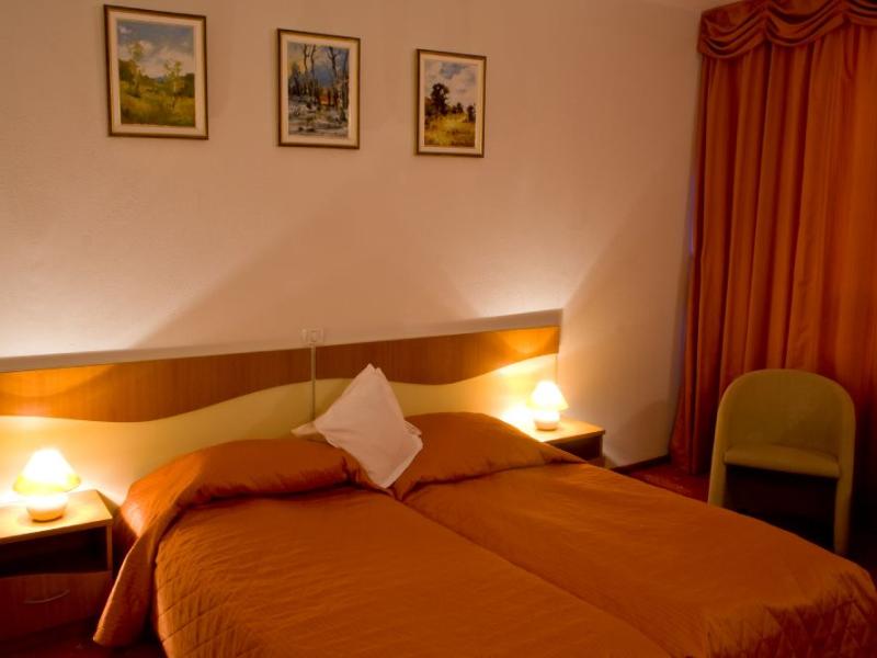 Andy Hotel