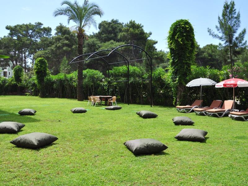 Lara Hadrianus Hotel