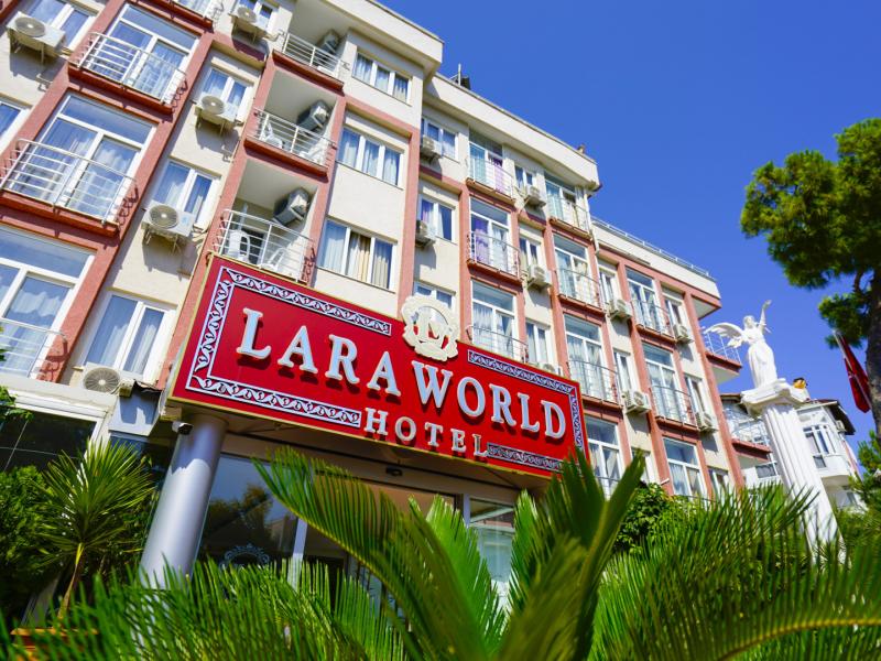 Lara World