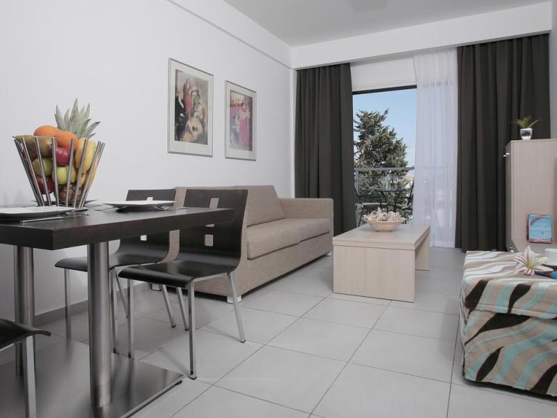 Anemi Hotel & Suites