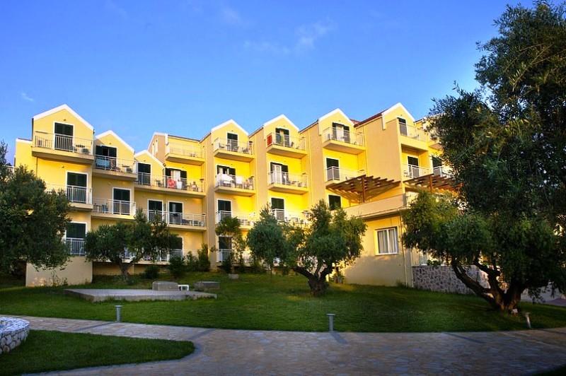 Lassi Hotel 