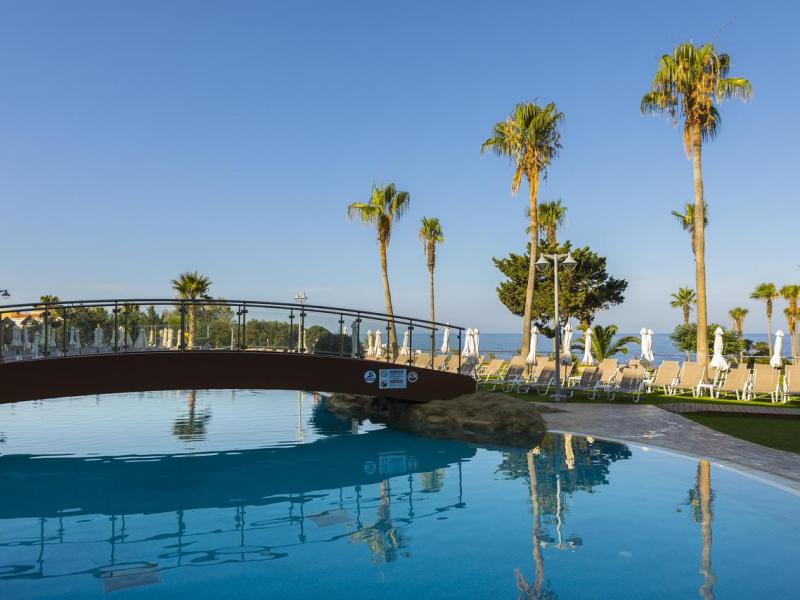 Leonardo Laura Beach & Splash Resort