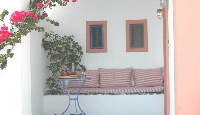 Lava Oia`s