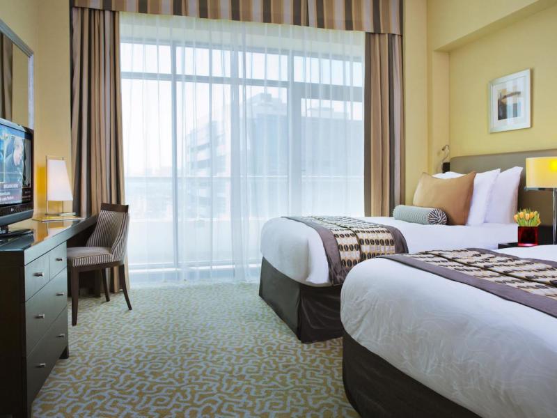 Time Oak Hotel & Suites