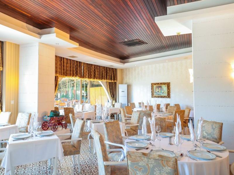 Crystal Prestige Elite Hotel