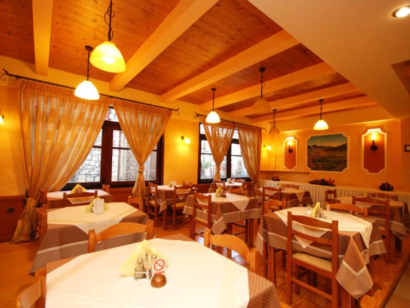 Anesis Hotel