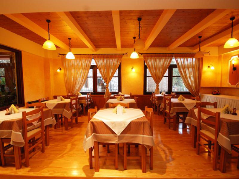 Anesis Hotel