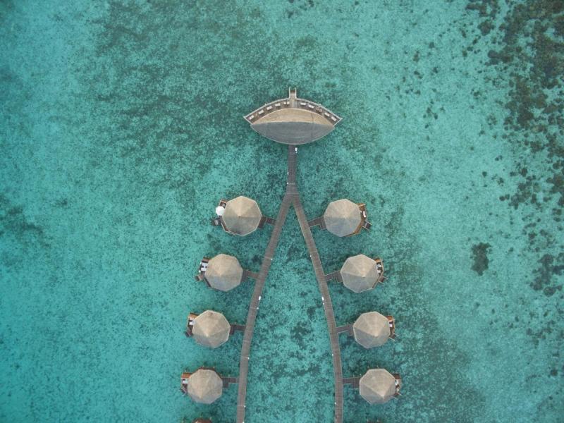 Angaga Island Resort & Spa