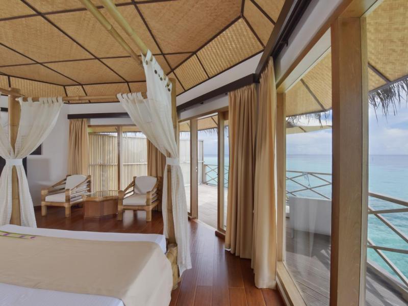 Angaga Island Resort & Spa