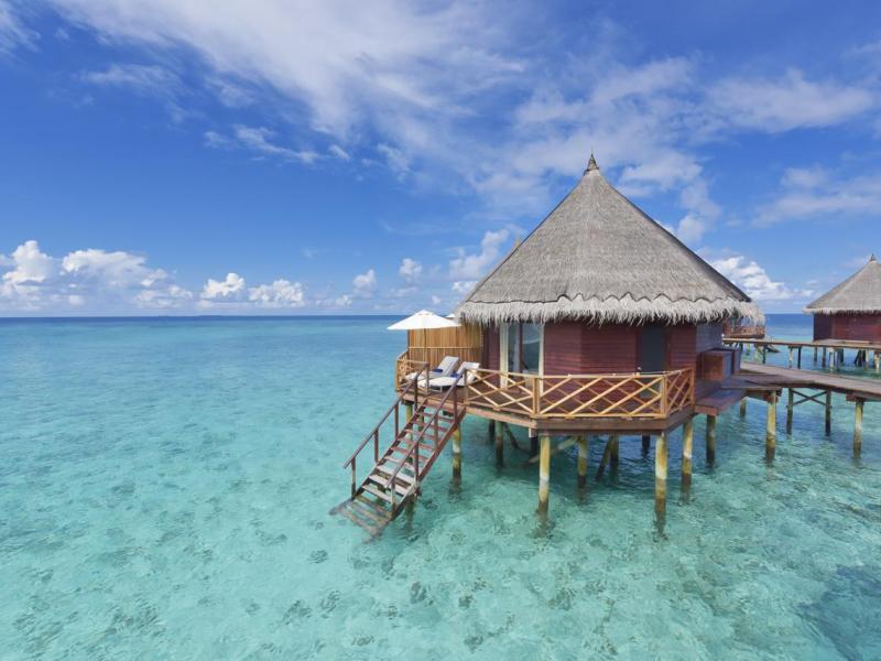 Angaga Island Resort & Spa