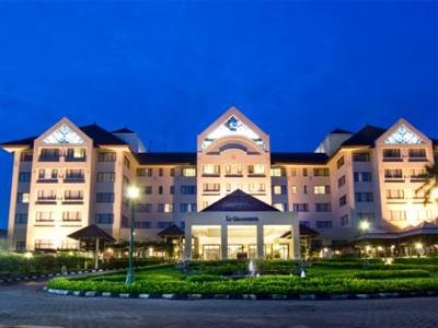 Le Grandeur Mannga Dua