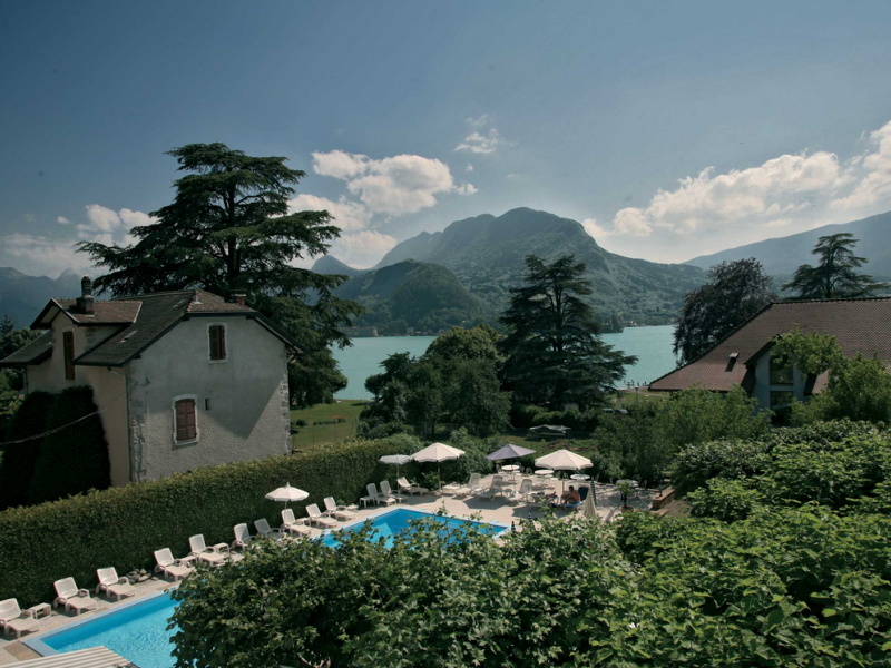 Le Lac