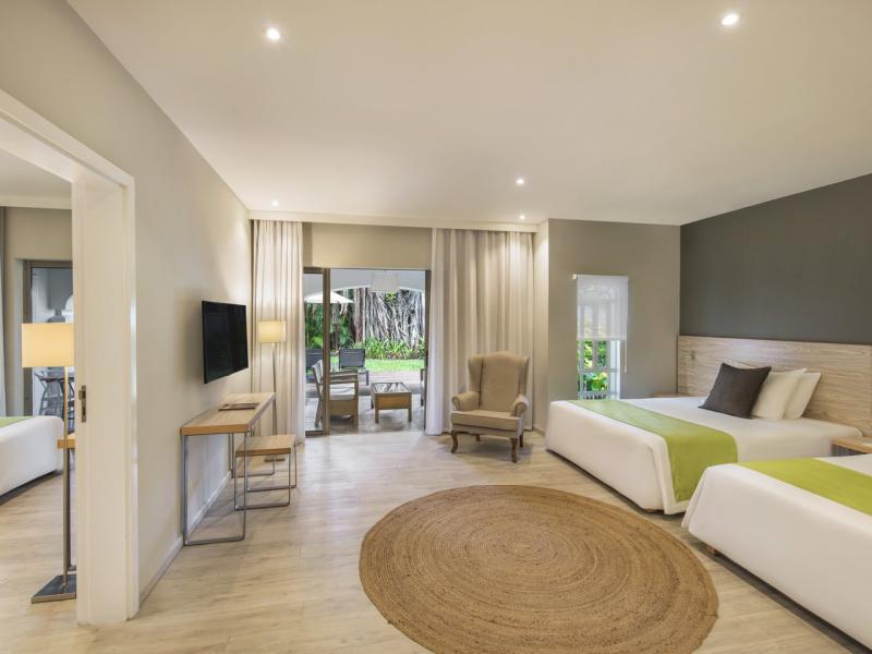 Mauricia Beachcomber