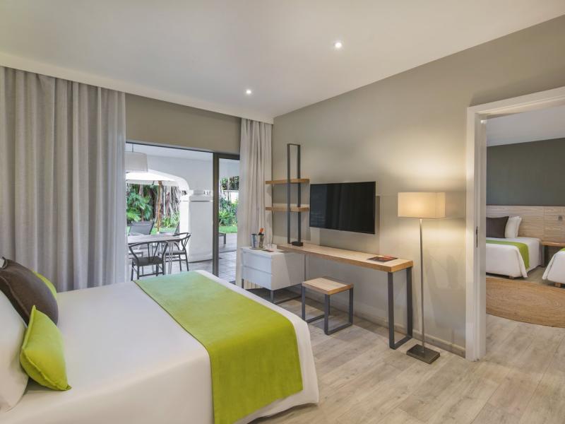 Mauricia Beachcomber