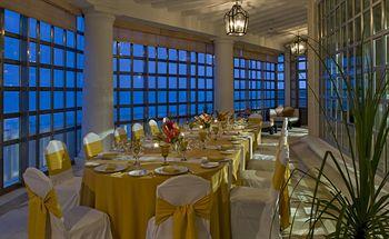 Sandos Cancun Lifestyle Resort