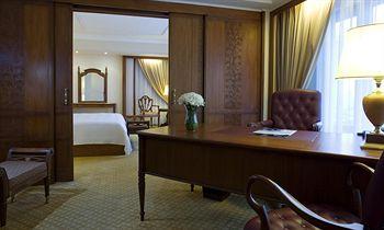 Le Meridien Jakarta
