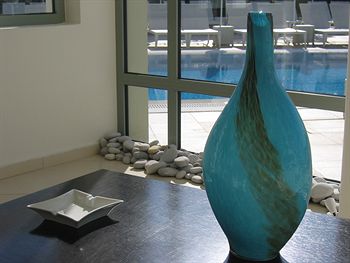 Angela Suites Boutique Hotel