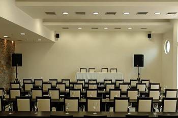 Angela Suites Boutique Hotel