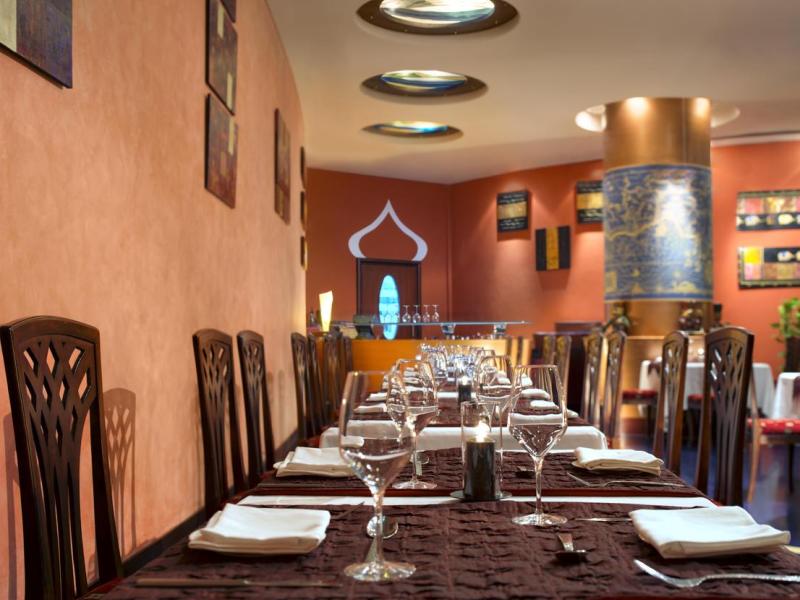 Le Meridien Al Aqah Beach Resort