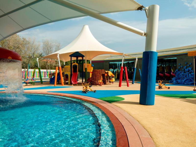 Le Meridien Al Aqah Beach Resort