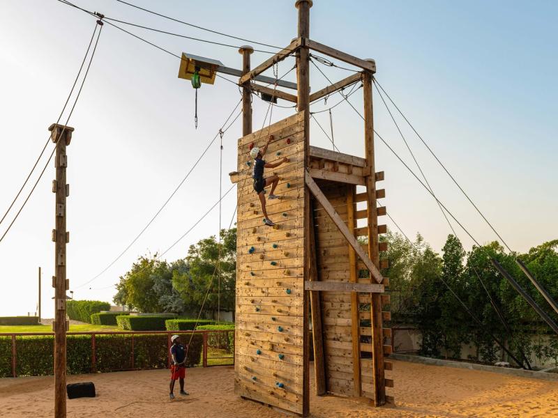 Le Meridien Al Aqah Beach Resort