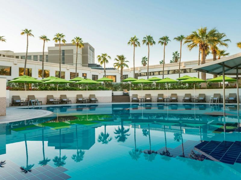 Le Meridien Dubai Hotel & Conference Centre