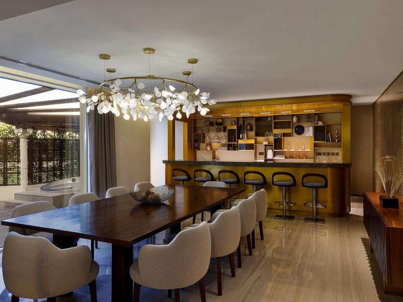 Le Meridien Dubai Hotel & Conference Centre