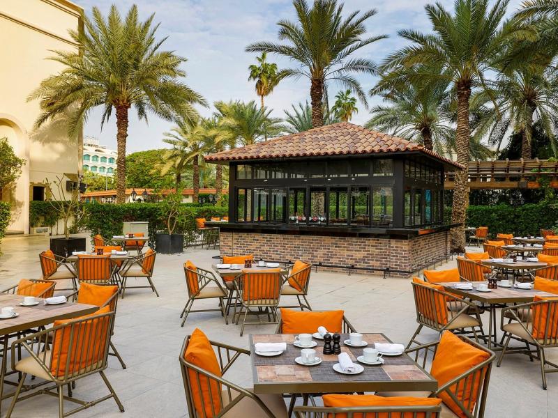 Le Meridien Dubai Hotel & Conference Centre