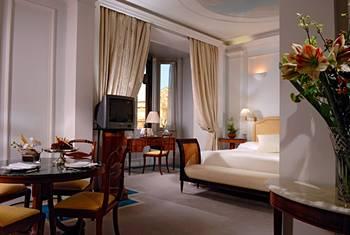 Excelsior Hotel Gallia