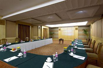Отель Le Meridien Jaipur Индия, Джайпур, фото 21