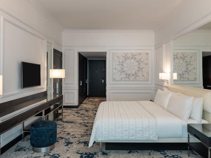 Le Meridien Mina Seyahi Beach Resort & Waterpark 