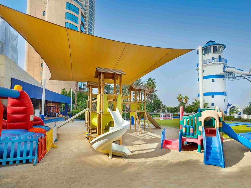 Le Meridien Mina Seyahi Beach Resort & Waterpark 