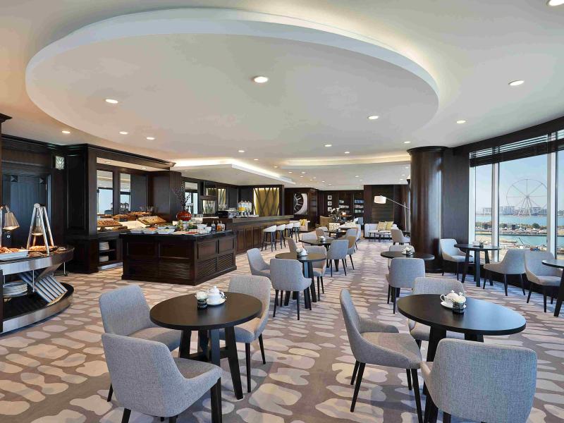 Le Meridien Mina Seyahi Beach Resort & Waterpark 