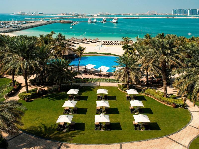 Le Meridien Mina Seyahi Beach Resort & Waterpark 