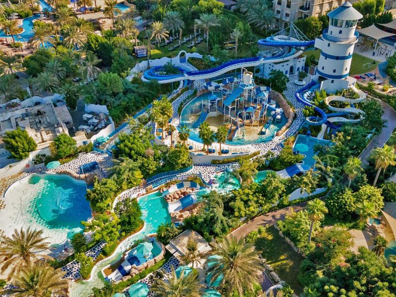 Le Meridien Mina Seyahi Beach Resort & Waterpark 