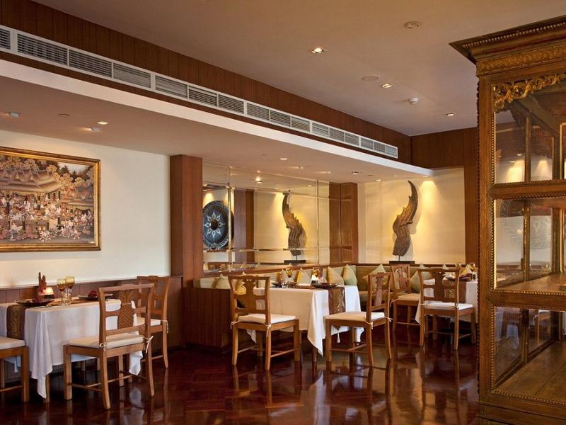 Le Meridien Phuket Beach Resort