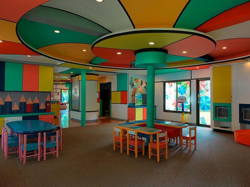 Le Meridien Phuket Beach Resort